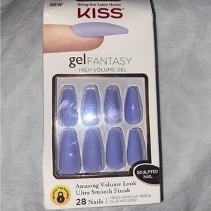 kiss press on nails